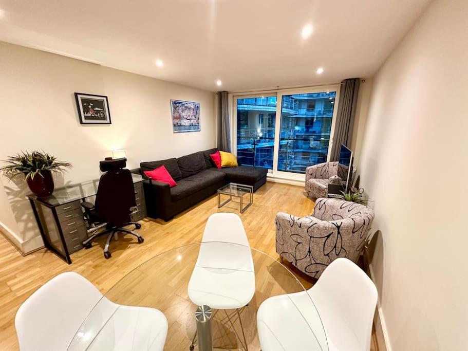 Stunning 2 Bed Thames River View - Central 런던 외부 사진